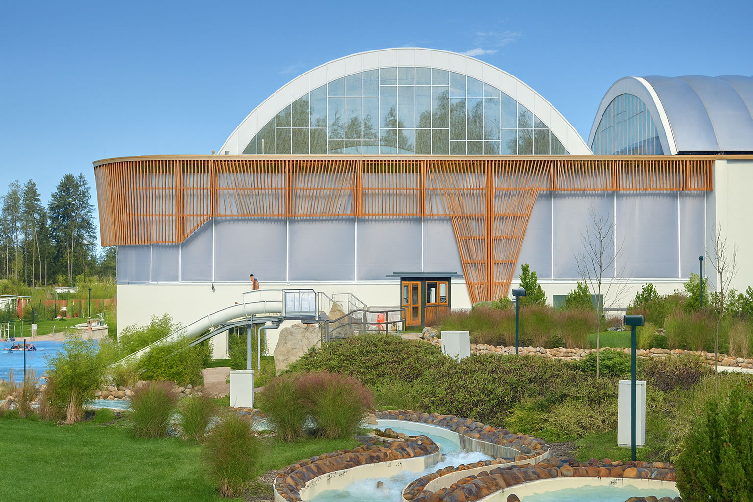 Center Parcs Allgäu in Leutkirch featuring a transparent Lightspan ETFE system roof, blending natural light with sustainable architecture.
