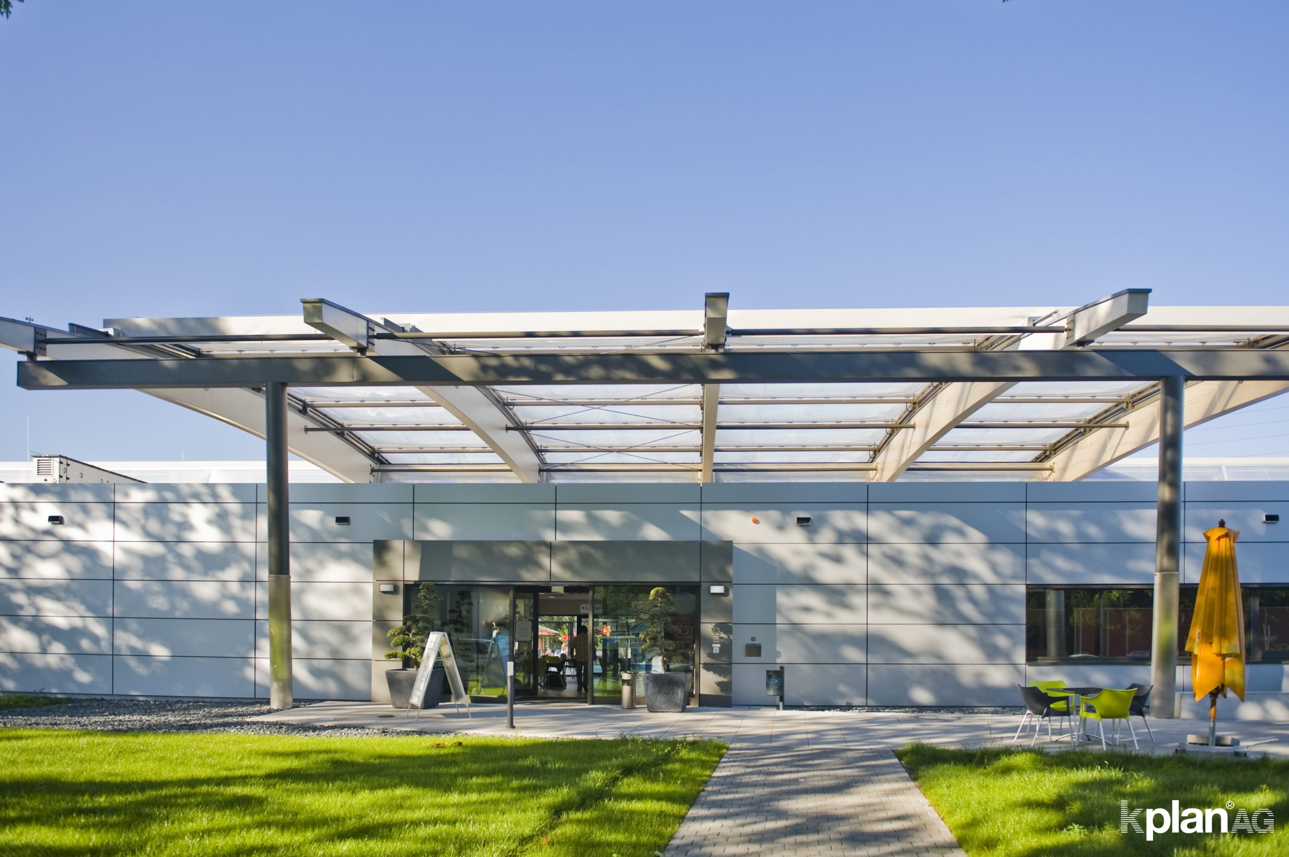 ETFE Cushion roof from outside